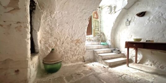 SANNICANDRO DI BARI –  LOCALE ZONA CASTELLO